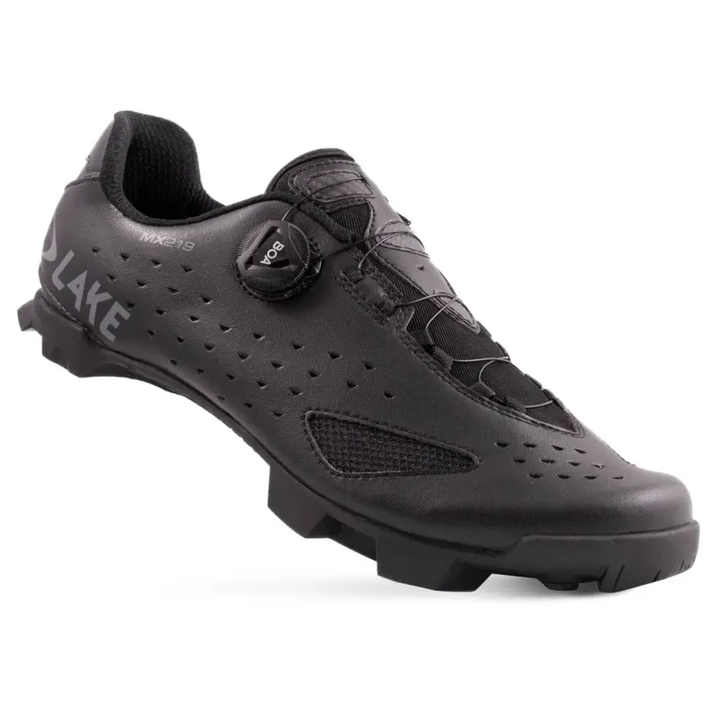 Lake MX219 BOA Wide MTB Shoes in Clarino Black