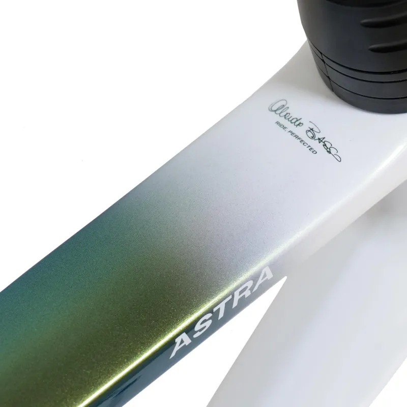 Basso Astra 105 DI2/Aksium Pop Green 56 L-3