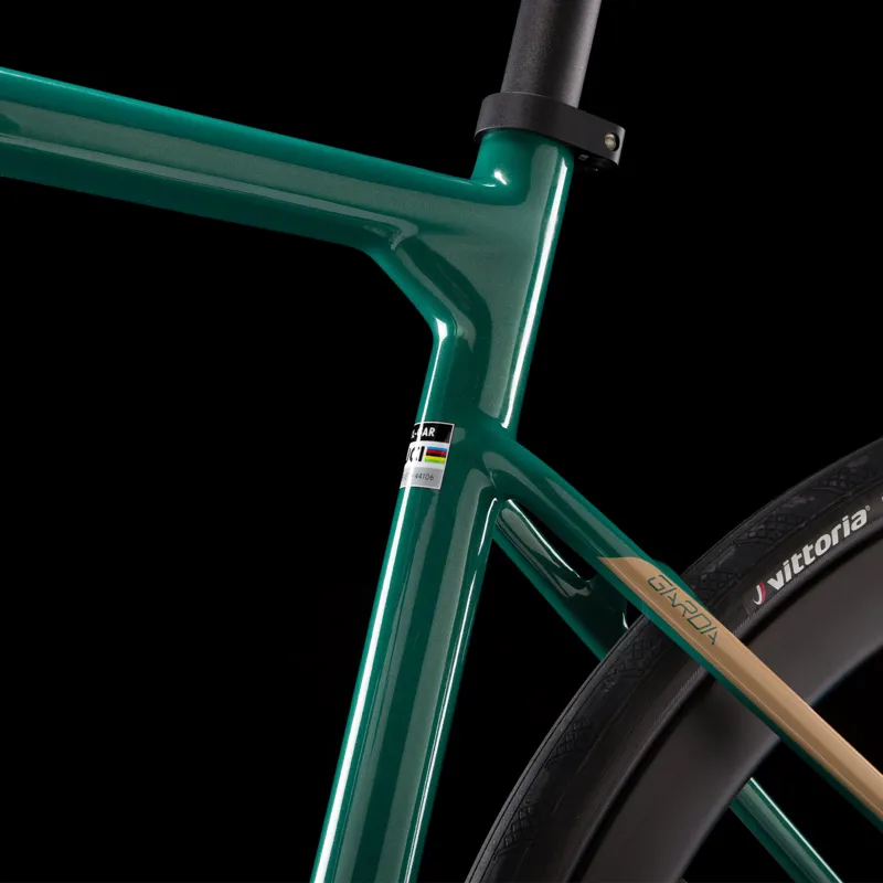 Garda 105 12x/Syntium Green 49 M-1